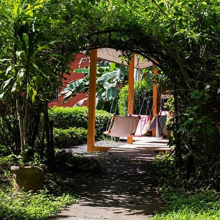 Jungle Lodge At Wild Sun Rescue Center Cabuya  Exterior foto