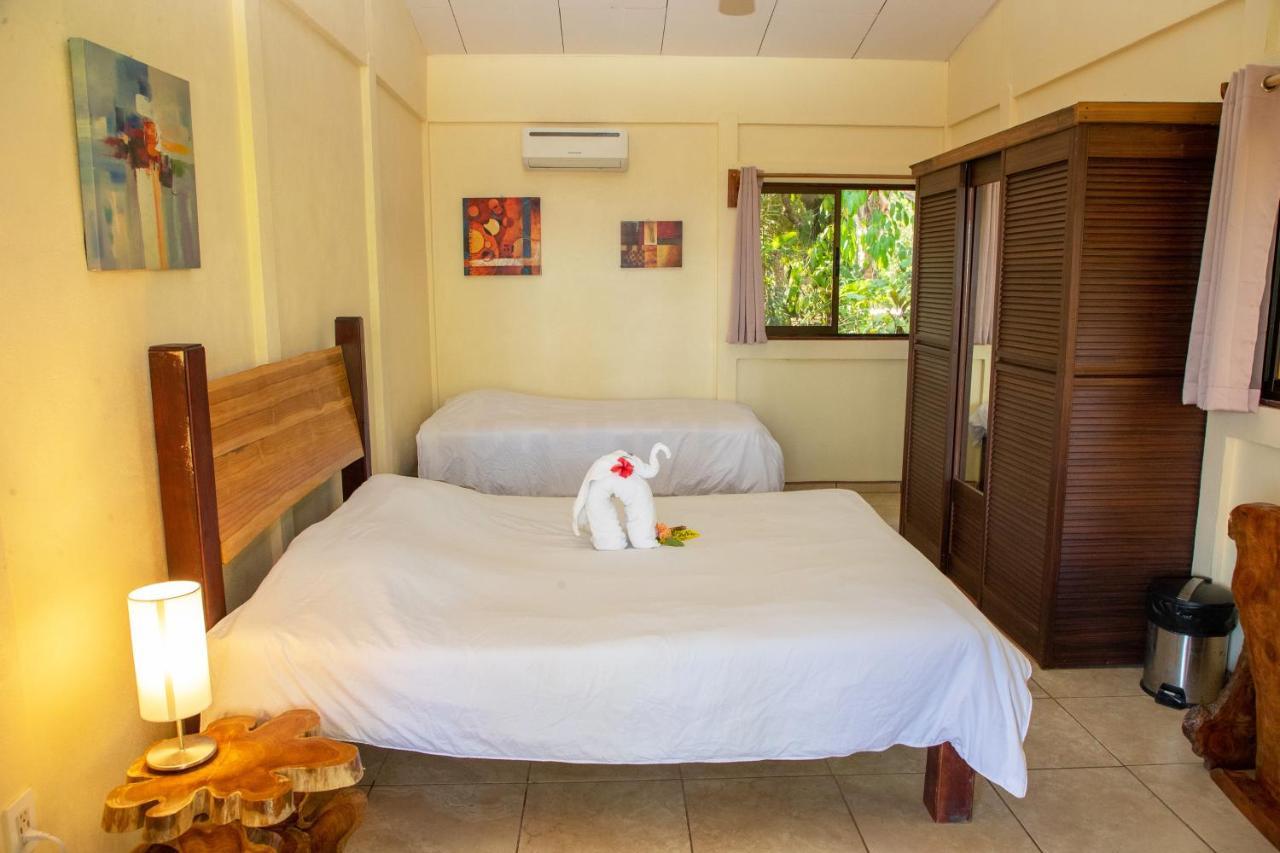 Jungle Lodge At Wild Sun Rescue Center Cabuya  Exterior foto